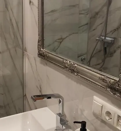 Apartment New Big Loft With Free Secured Parking Jurmala